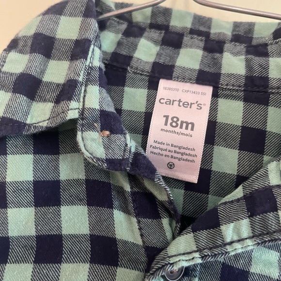 Button up flannel - Picture 2 of 3